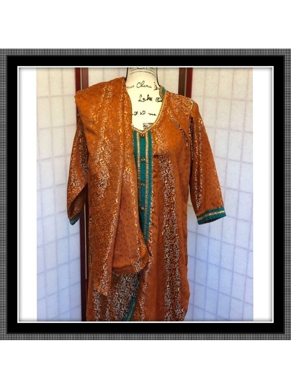 India Punjabi Suit - 3 Pieces - Size 44 - Picture 2 of 7